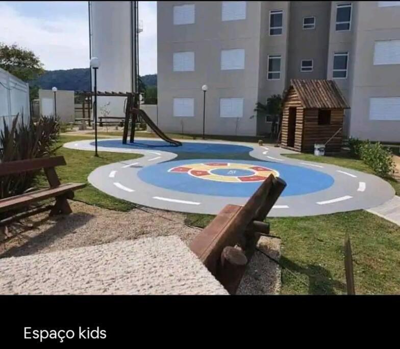 Apto Terreo Enseada *